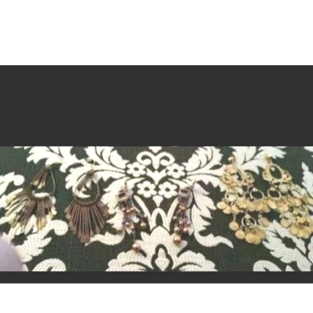 Princess Earring Set - Picture 2 of 4